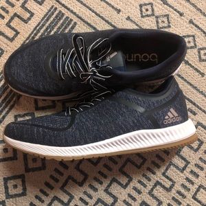 Adidas Navy Bounce Training shoes size 7.5